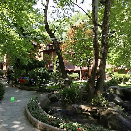 לינה וארוחת בוקר Yazicilar Masukiye