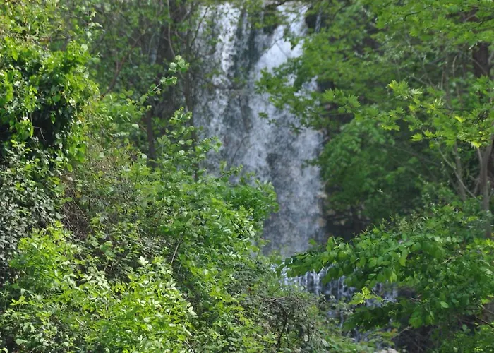 Yazicilar Oda ve Kahvaltı