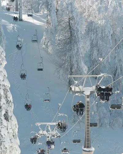 Yazicilar Oda ve Kahvaltı 3*